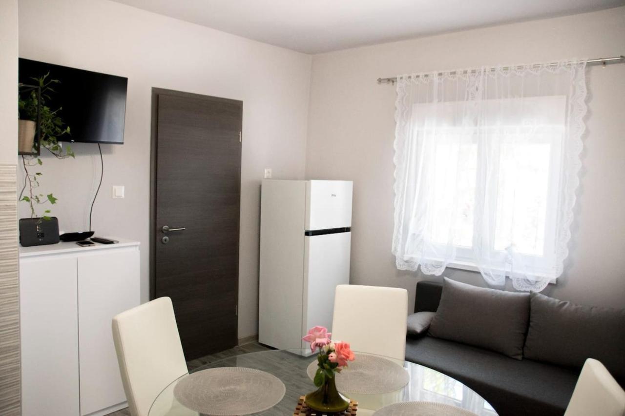 Apartment Bruna Solin Exterior photo